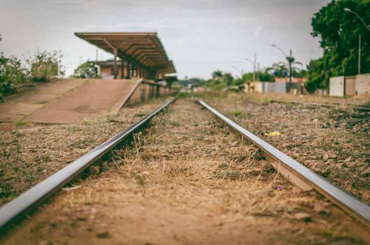 photography of railway